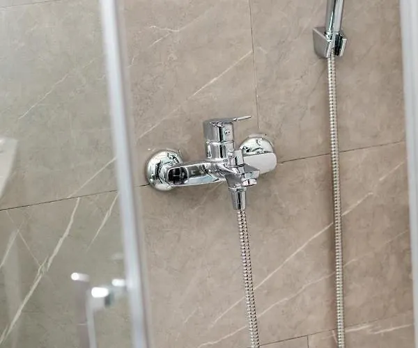 Modesty Διαμέρισμα *